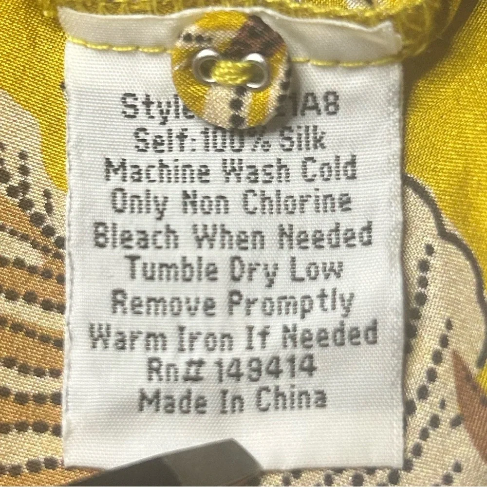 Johnny Was 100% Silk Blouse XXS Yellow Safari Animal Print Pintuck Ruffle Boho - Picture 7 of 8